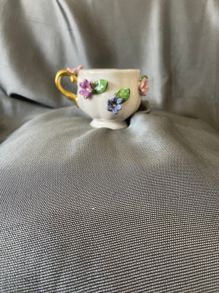 Çiçek Detaylı Beyaz Mini Fincan - Görsel 2