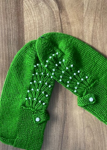 Nakışlı Yeşil Kız Çocuk Eldiveni - Görsel 2