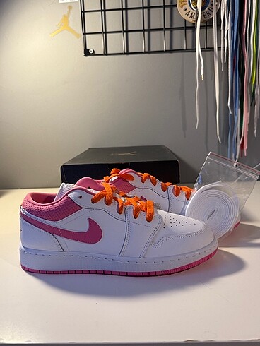 Nike Nike Jordan 1 Low Pinksickle Safety
