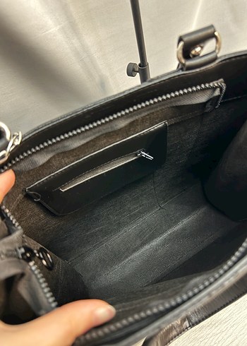 Lacoste Lacoste Siyah Deri Fermuarlı Kadın Çanta