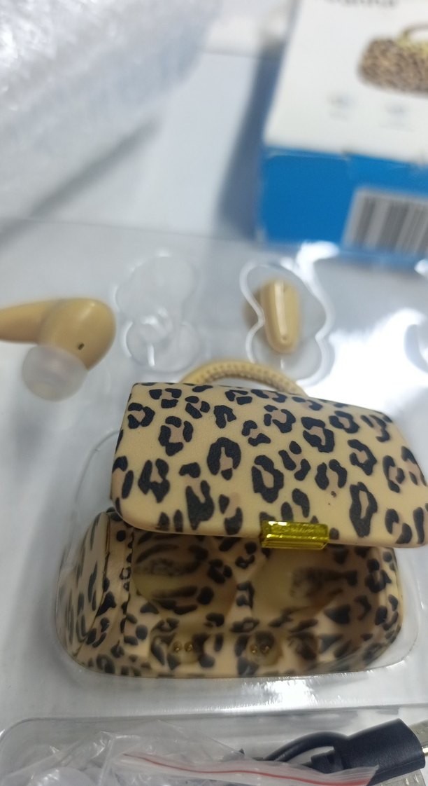 Altın Renkli Piranha Kablosuz Kulaklık - Görsel 3