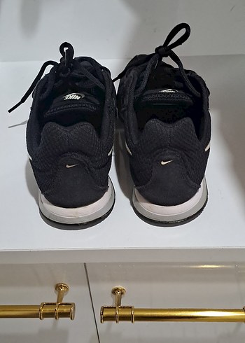 Nike Siyah Kadın Spor Ayakkabı - Görsel 3