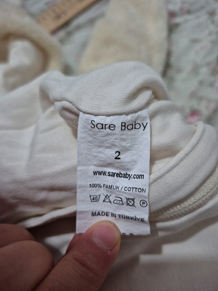 Kız Bebek Beyaz Kürklü Nakışlı Tulumu - Görsel 4