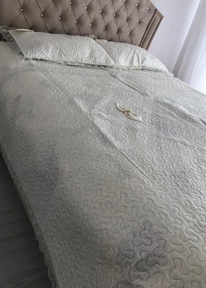 Çift kişilik yatak örtüsü - Görsel 2