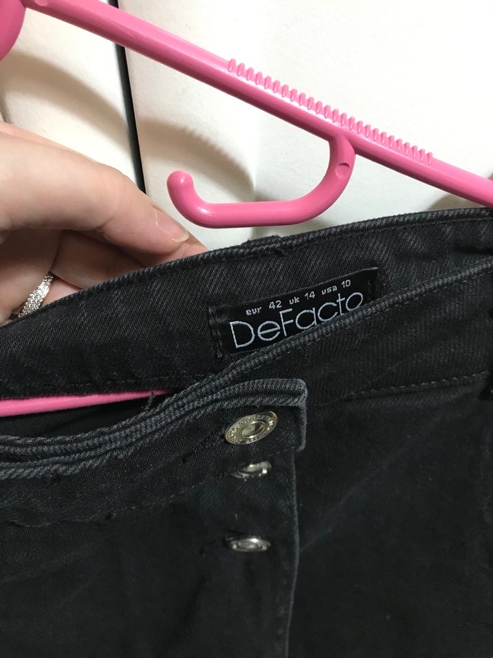 Düğmeli Siyah Şort etek - Görsel 2