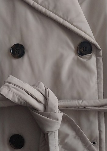 Düğmeli Beyaz Midi Trençkot - Görsel 5