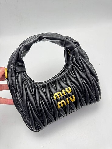 Miu Miu MİU MİU