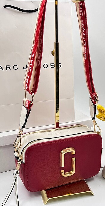 Marc Jacobs MARC JACOBS