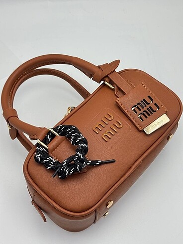 Miu Miu MİU MİU