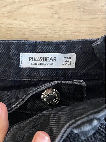 xs Beden yırtık detaylı siyah jean-pull and bear