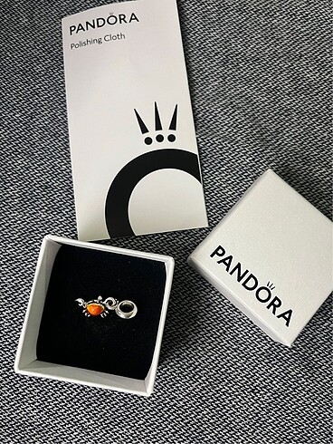 Pandora turuncu yengeç charm.