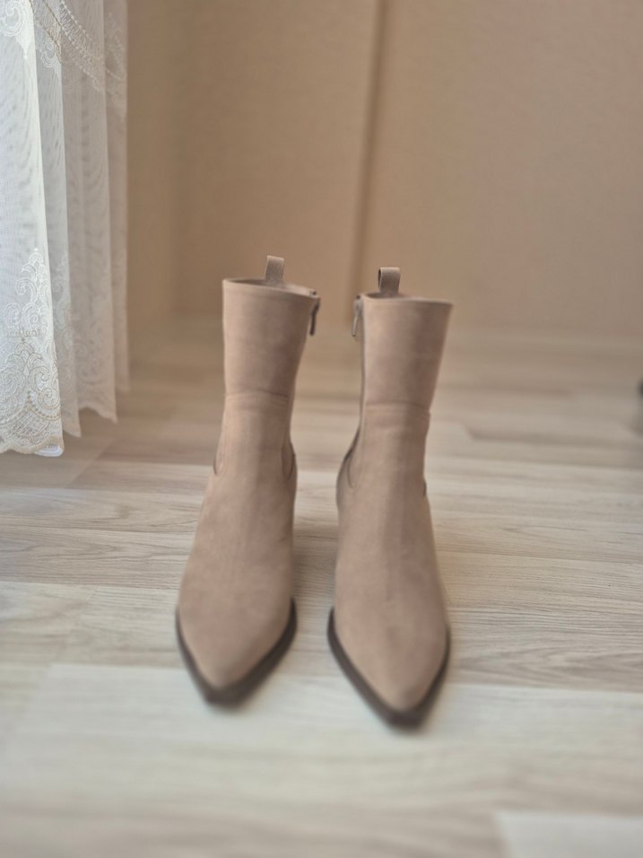 Marjin Vizon Süet Kadın Topuklu Bot - Görsel 5