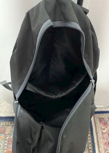 Benetton okul çantası - Görsel 4