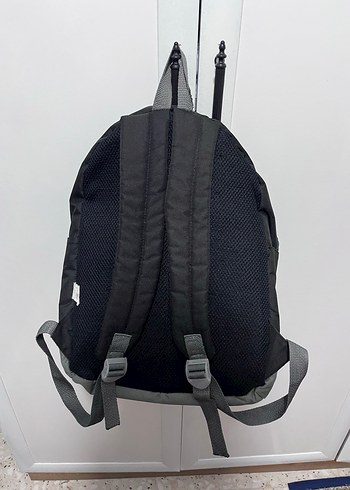 Benetton okul çantası - Görsel 3