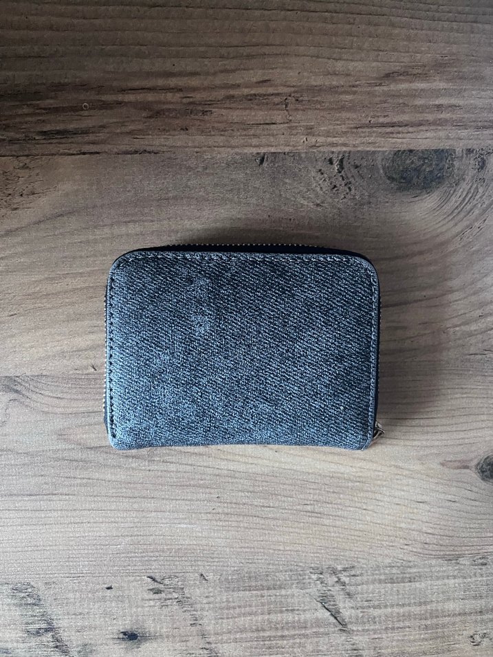 Fermuarlı Gri cüzdan - Görsel 2