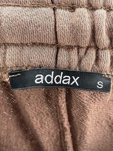 s Beden çeşitli Renk Addax Eşofman Altı %70 İndirimli.