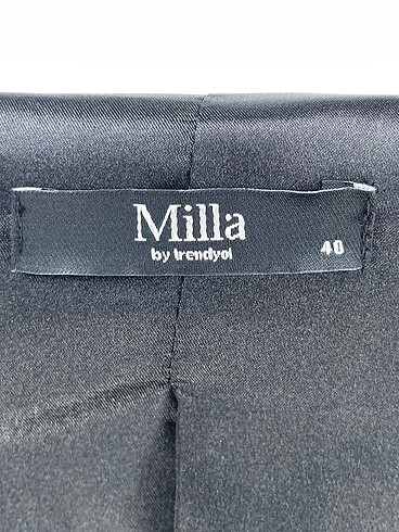 40 Beden çeşitli Renk Trendyol & Milla Ceket %70 İndirimli.