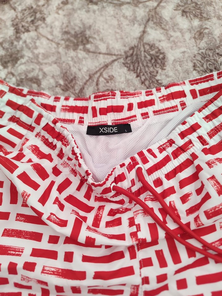 Kırmızı Geometrik Desenli Mini Erkek Şort - Görsel 3