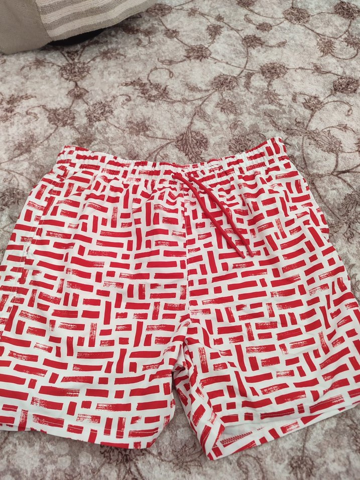 Kırmızı Geometrik Desenli Mini Erkek Şort - Görsel 4