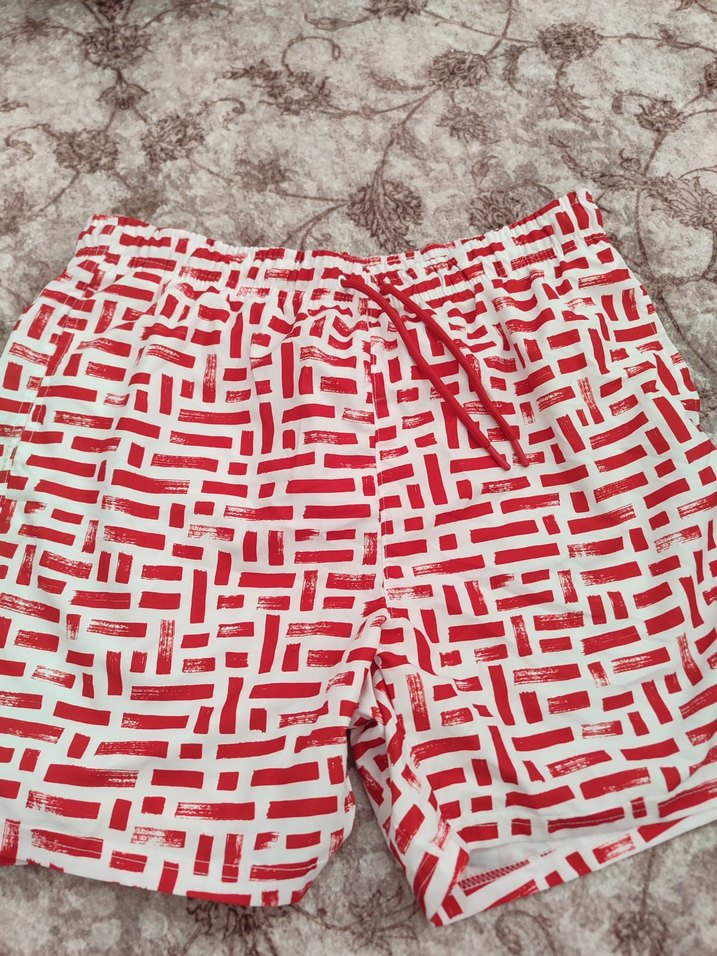Kırmızı Geometrik Desenli Mini Erkek Şort - Görsel 2