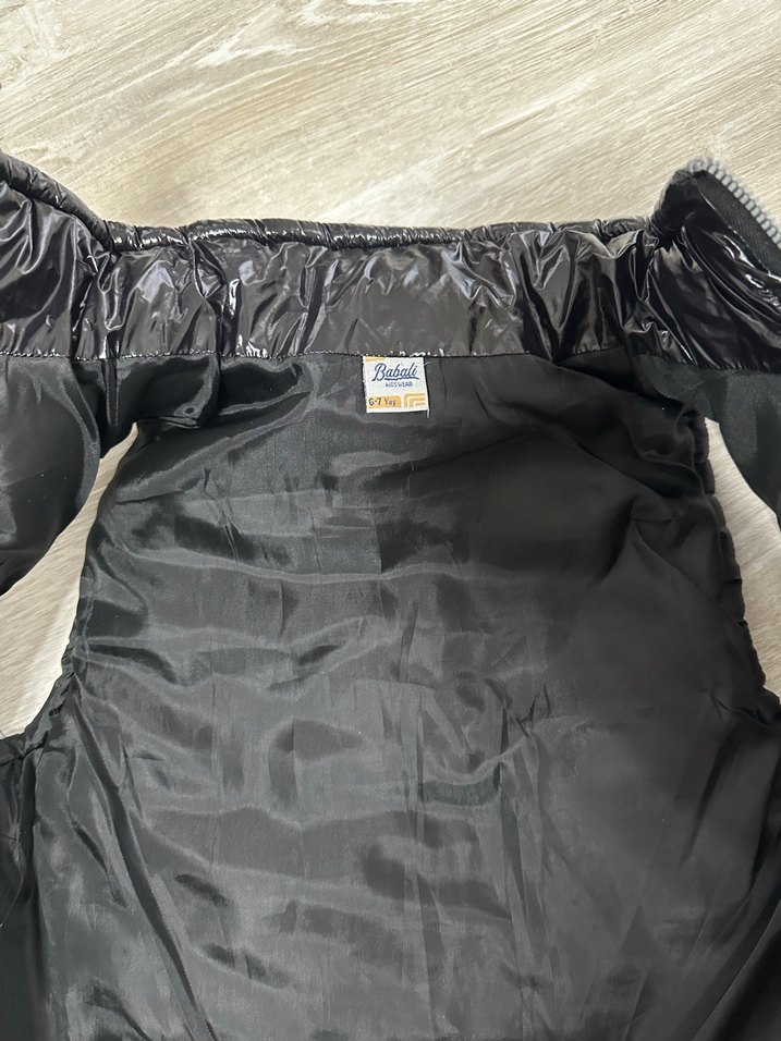 Erkek Çocuk Siyah Fermuarlı Yelek - Görsel 2