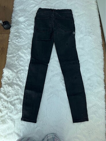 Diğer Yıldız İşlemeli Jean