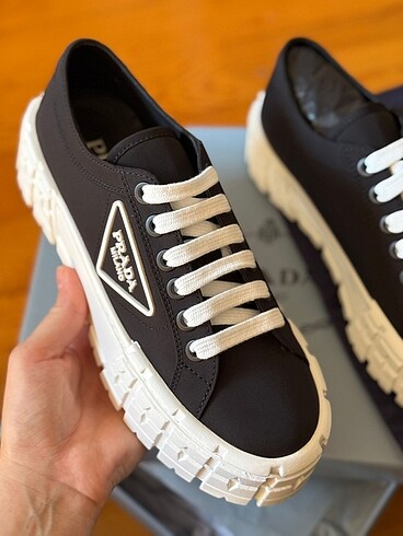 Prada Prada Hemen Teslim
