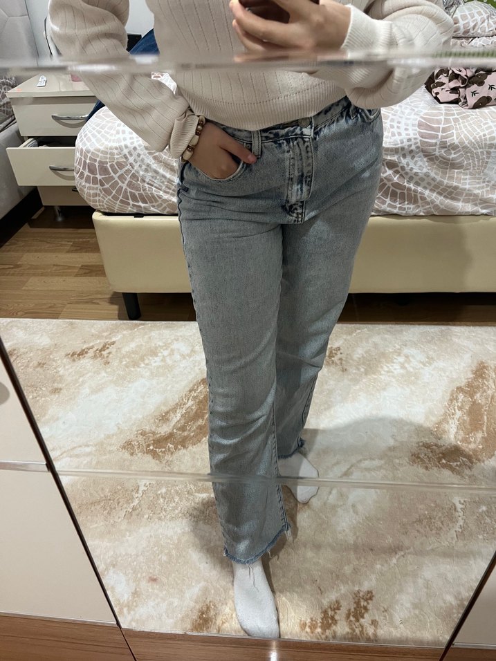 Kadın Beyaz Midi Boy Bol Kesim Denim Pantolon - Görsel 2