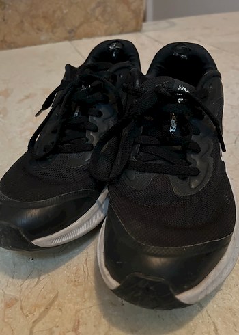 37 Beden Orjinal Nike Ayakkabı