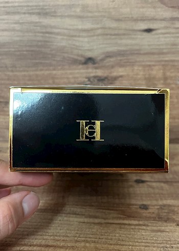 Carolina Herrera Good Girl Kadın Parfümü - Görsel 4