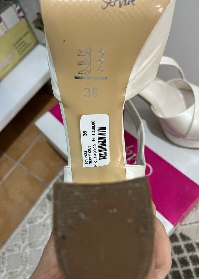 Topuklu ayakkabı - Görsel 3