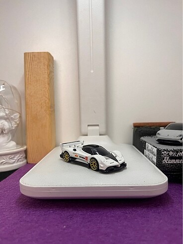 PAGANI ZONDA R