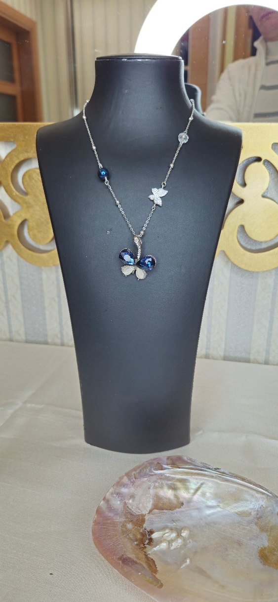 zirkon taşlı kelebek Kadın Kolye - Görsel 2