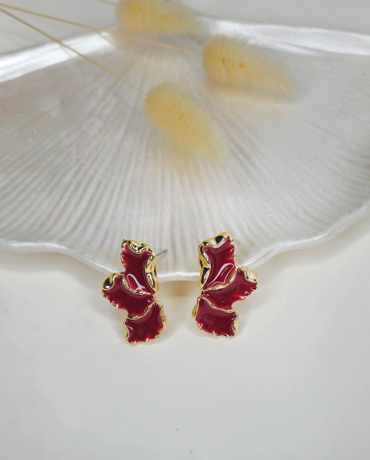 Kırmızı Fırfırlı Mini Küpeler - Görsel 4