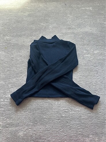 Trendyol & Milla Lacivert Crop