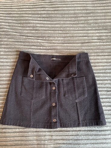 siyah düğmeli mini etek - Görsel 2