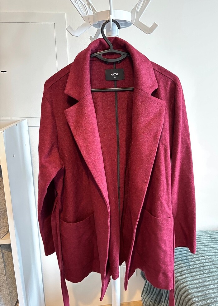 Bordo kuşaklı kaban - Görsel 2