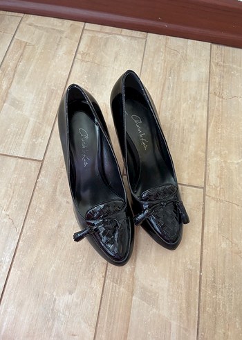 Siyah Tokalı Kadın Topuklu Ayakkabı - Görsel 2