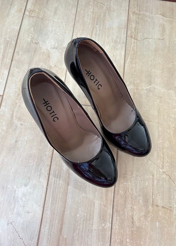 Siyah topuklu ayakkabı - Görsel 4