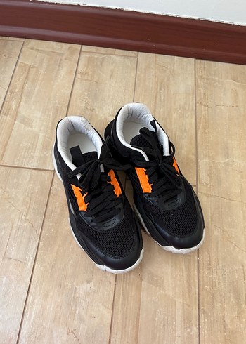 Siyah Turuncu Bağcıklı Kadın Spor Ayakkabı - Görsel 2