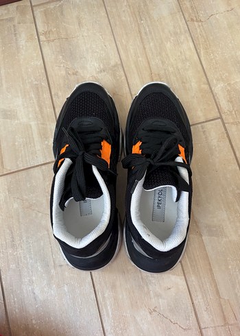 Siyah Turuncu Bağcıklı Kadın Spor Ayakkabı - Görsel 3