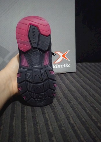 29 Beden pembe Renk Kinetix bot ayakkabı 30, 29, 28, 27, 26 numara var