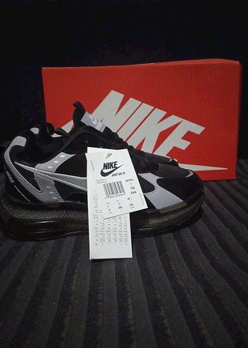 39 Beden siyah Renk Nike Siyah Spor Erkek Sneakers 39, 38, 37, 36 numara var