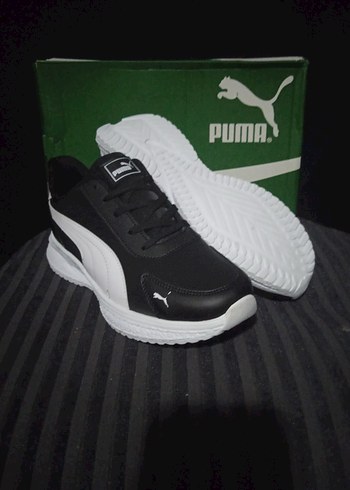 38 Beden PUMA Siyah Beyaz Erkek Spor Ayakkabı