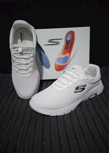 Skechers Spor Ayakkabı
44/41 numaralar vardır - Görsel 3