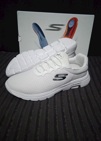 Skechers Spor Ayakkabı
44/41 numaralar vardır - Görsel 2