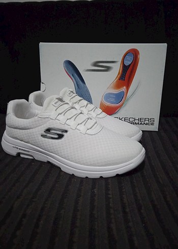 Skechers 44