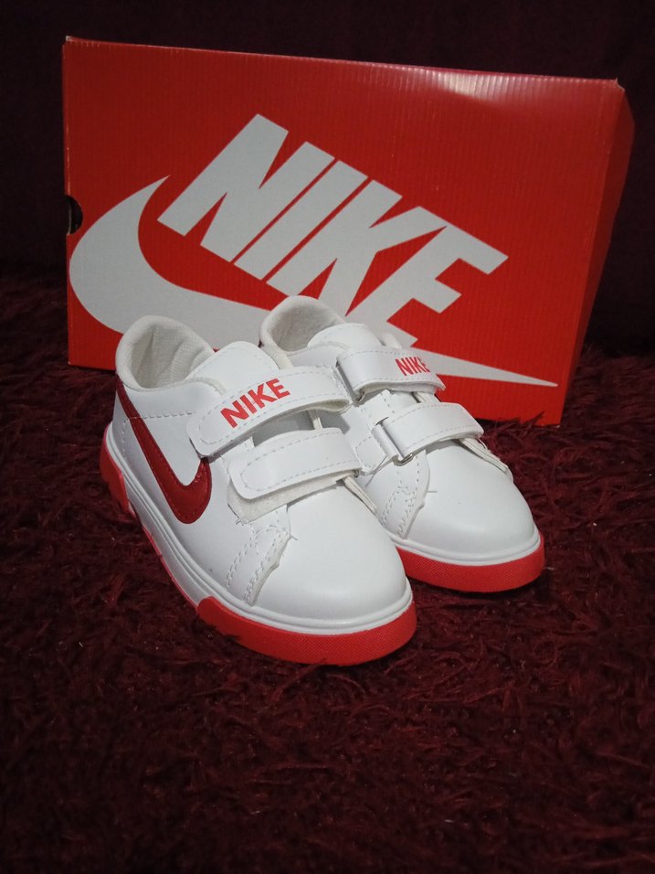 Nike Erkek Çocuk Beyaz Sneaker Velcro - Görsel 4