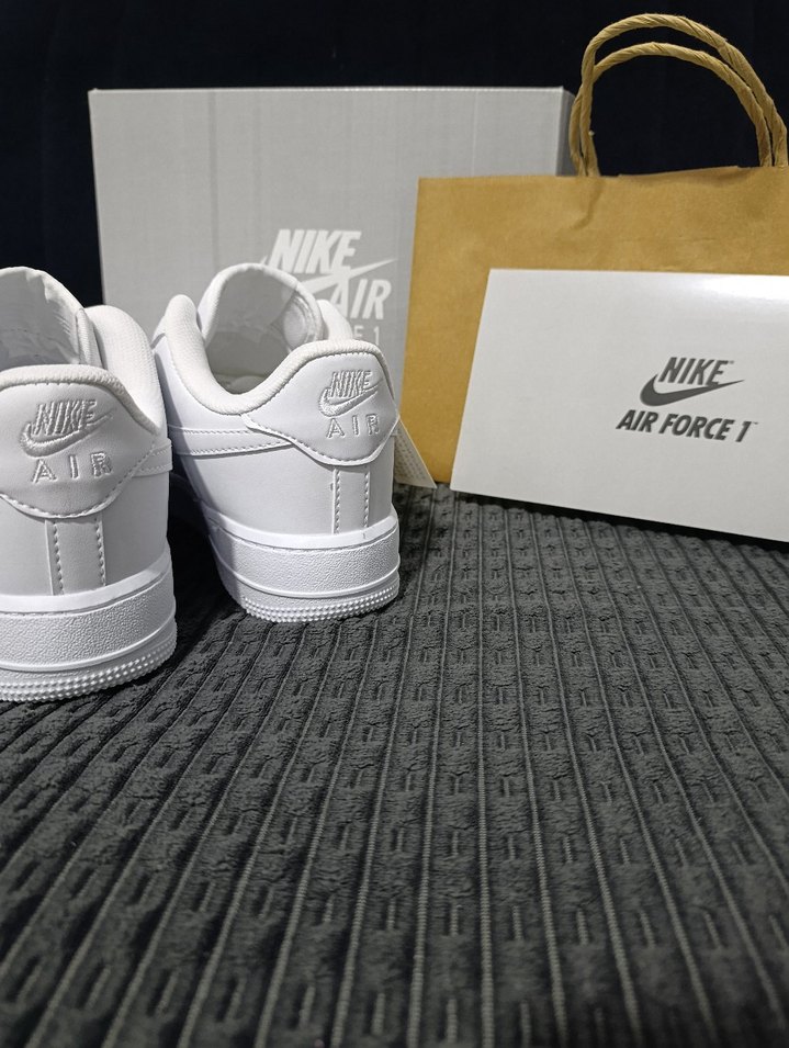 Nike Air Force 1 Beyaz Spor Ayakkabı — görsel 3/6