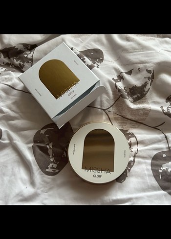 Mıssha glow cushion